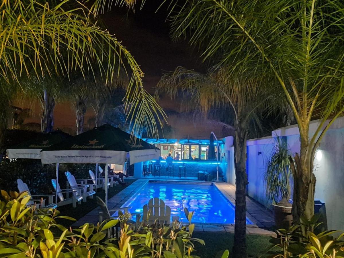 Palm Valley Inn And Day Spa Hartbeespoort Exteriör bild