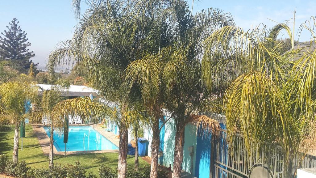 Palm Valley Inn And Day Spa Hartbeespoort Exteriör bild