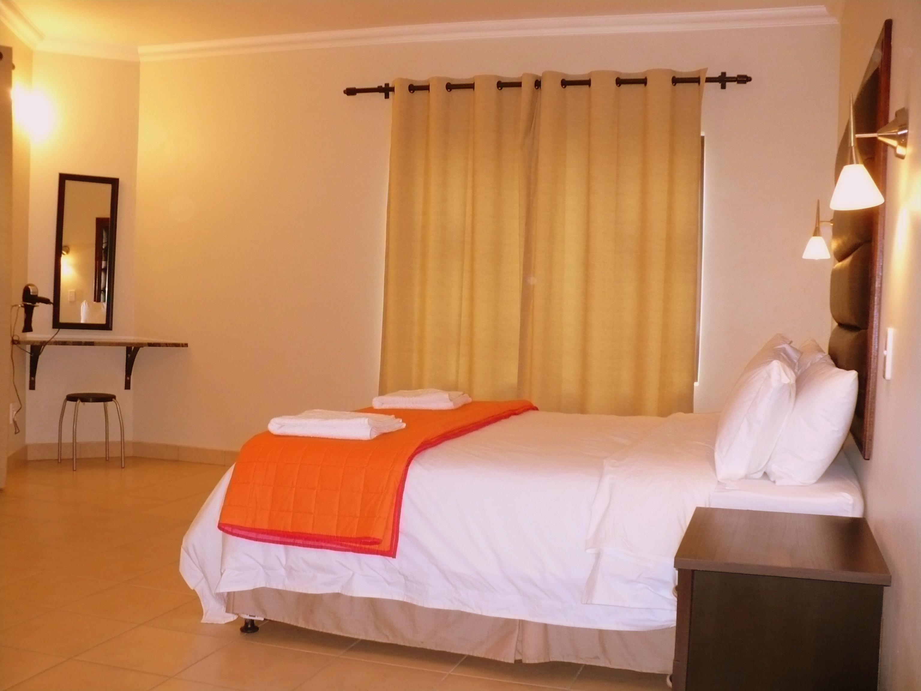 Palm Valley Inn And Day Spa Hartbeespoort Exteriör bild