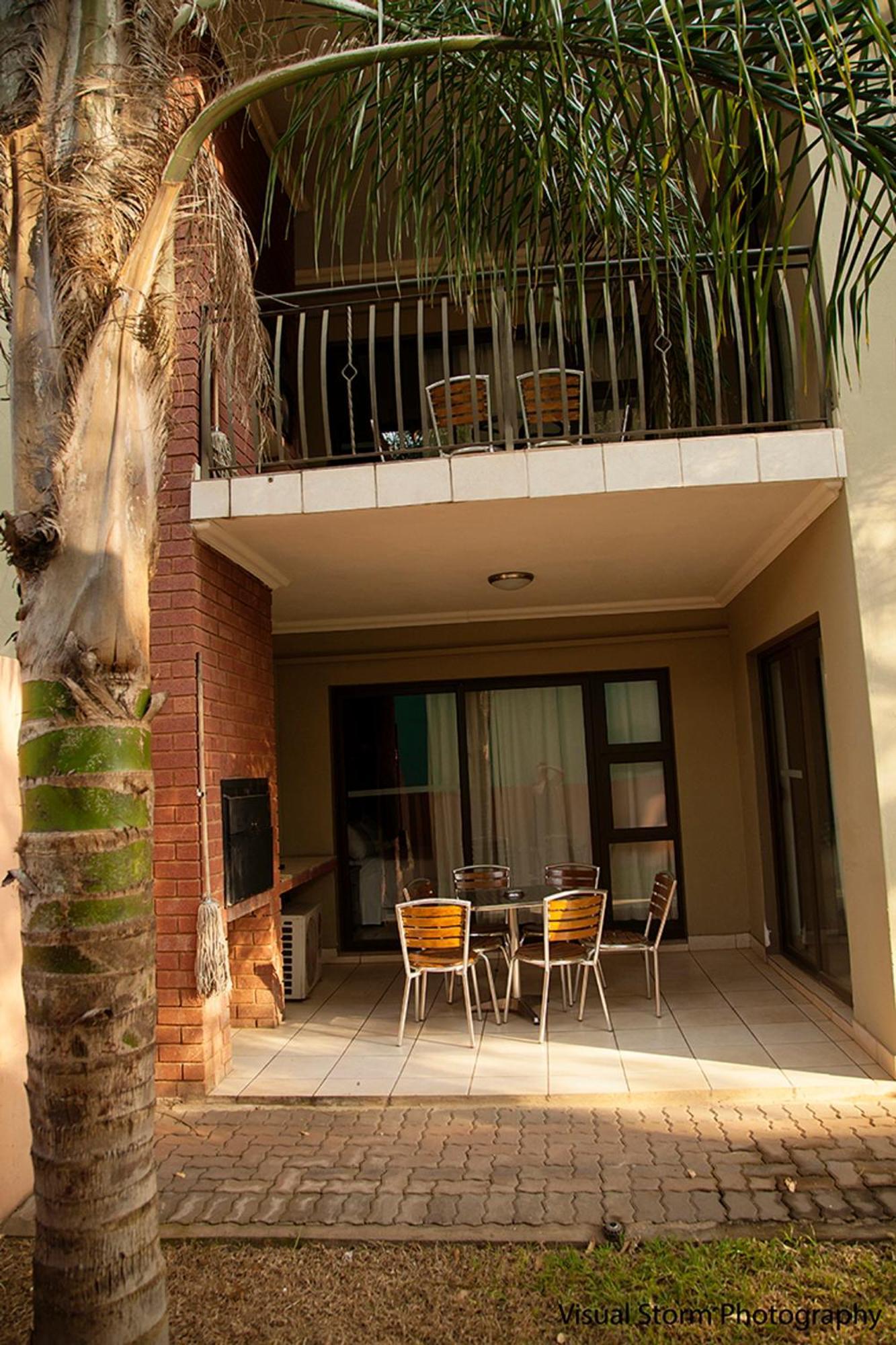 Palm Valley Inn And Day Spa Hartbeespoort Exteriör bild